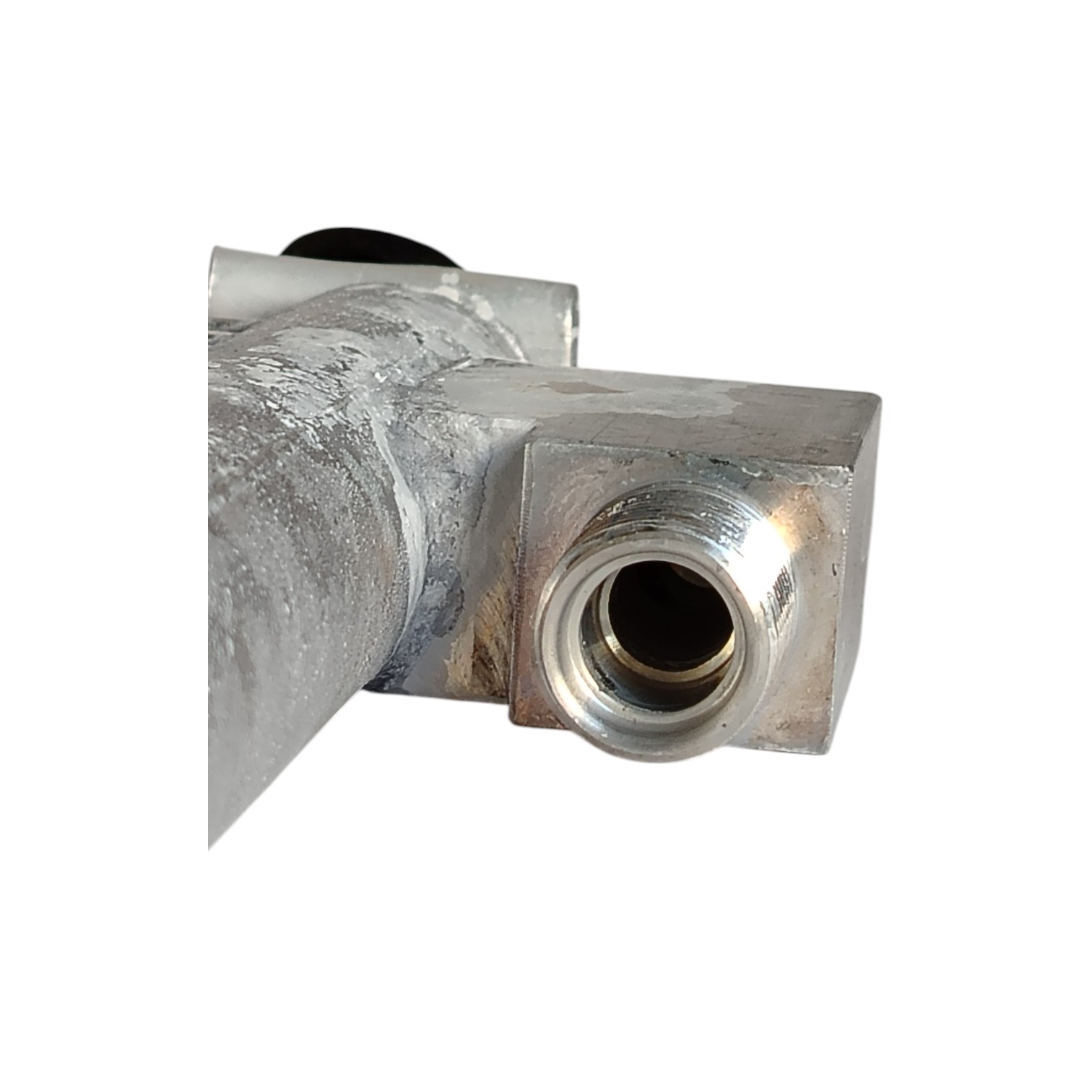 CONDENSADOR AUTO UNIVERSAL 26 X 21 PULGADA F.P. (CATERPILLAR) - Imagen 3